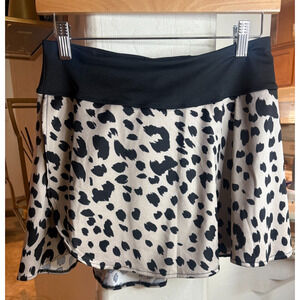 Nicole Miller Women's Animal Print Tennis / Athletic Skort Size Large 8-12
